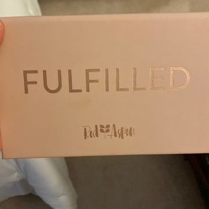 Red Aspen Fulfilled palette
